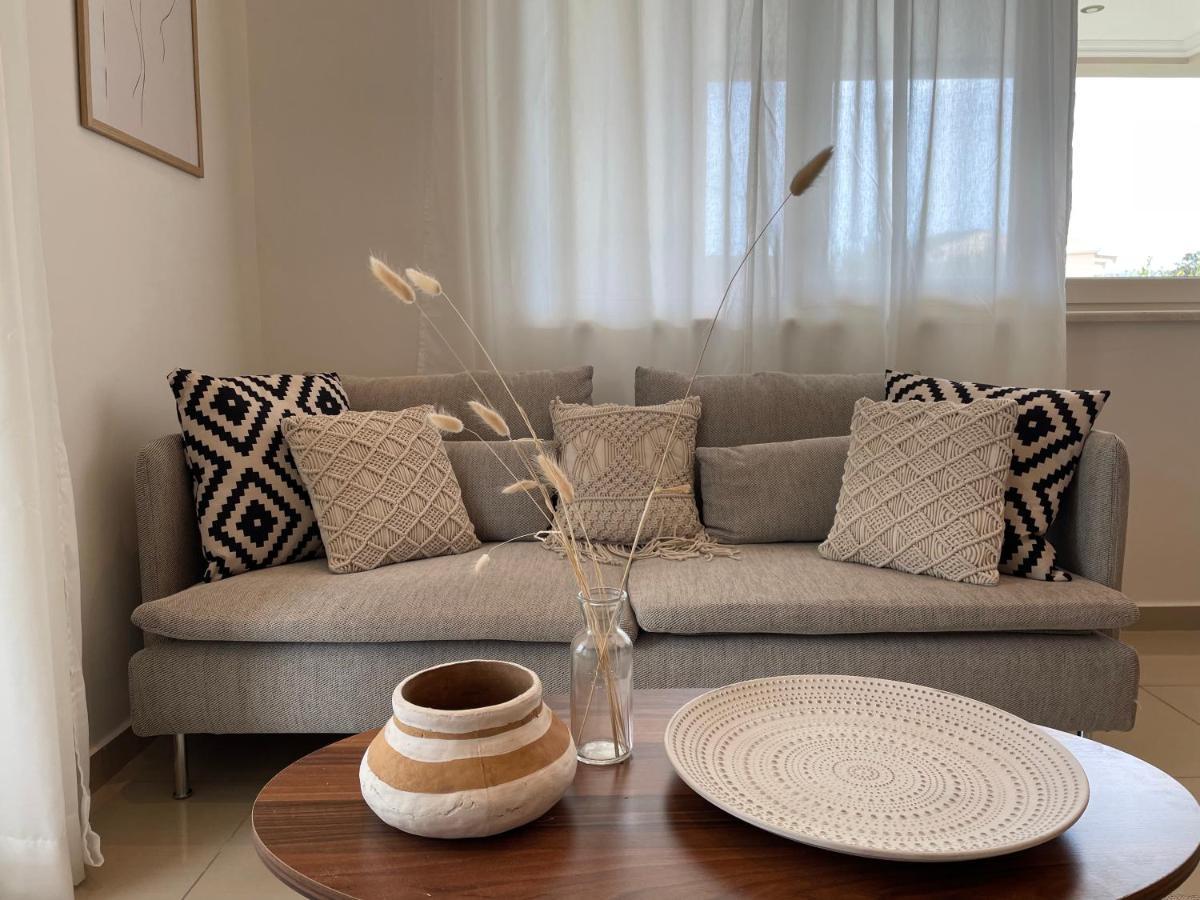 Kl Suites Lefkada - Feel At Home New Boho Apartment 400M From Beach Nidri Town Center Kültér fotó