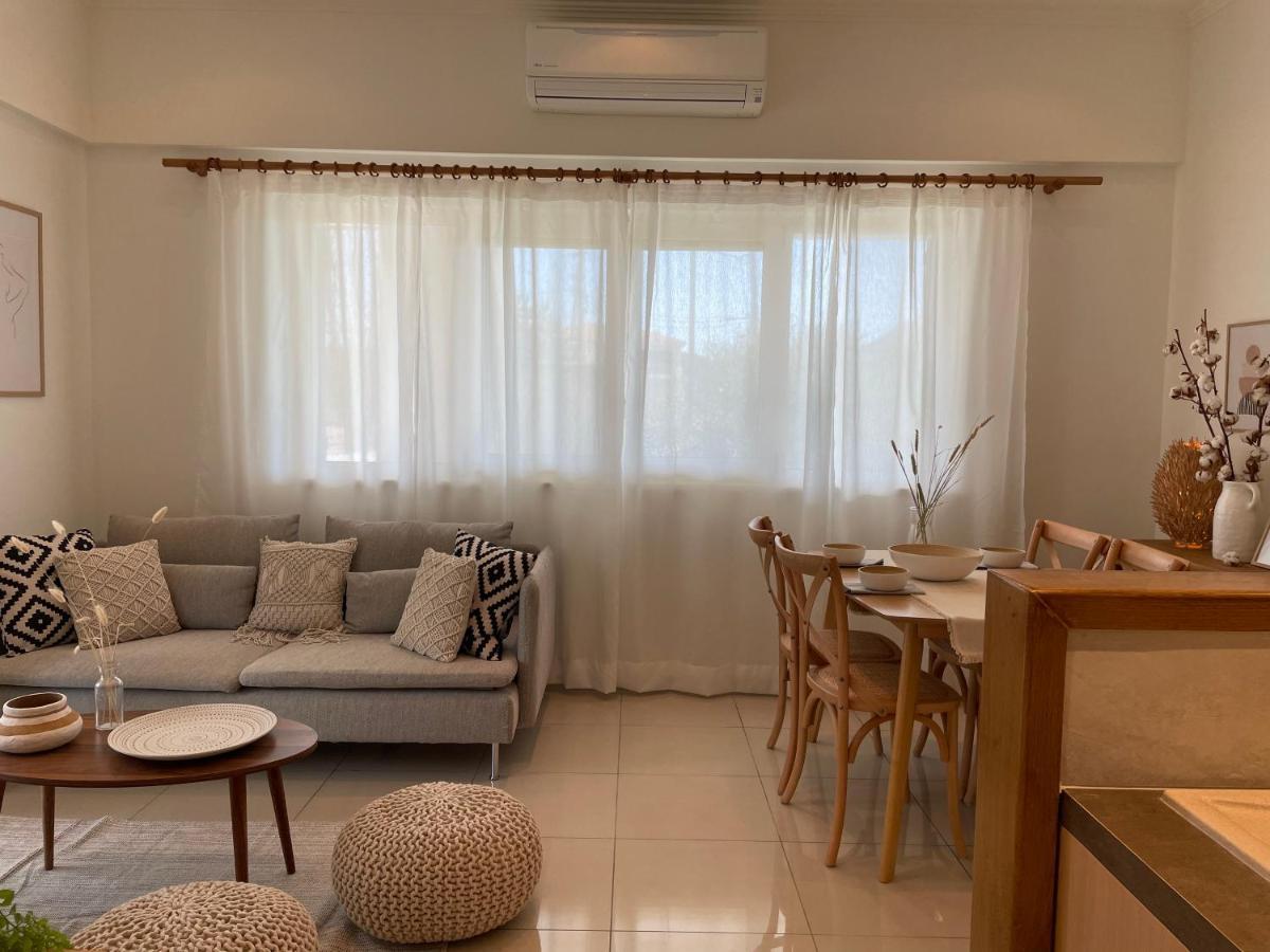Kl Suites Lefkada - Feel At Home New Boho Apartment 400M From Beach Nidri Town Center Kültér fotó